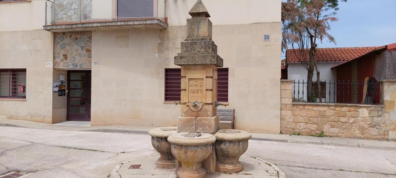 Vivienda Sierra De San Marcos Lägenhet Golmayo Exteriör bild